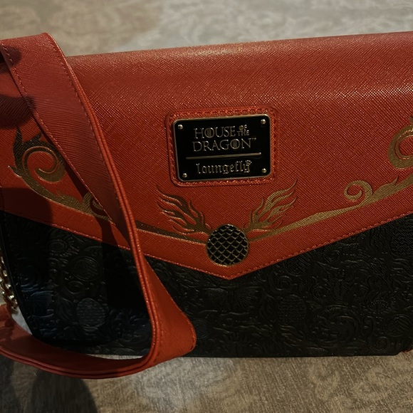 Loungefly house of the dragon bag and wallet - Picture 5 of 5